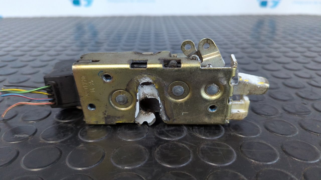 CERRADURA PUERTA DELANTERA IZQUIERDA MERCEDES-BENZ SPRINTER 02.00 -> COMBI - vista 2