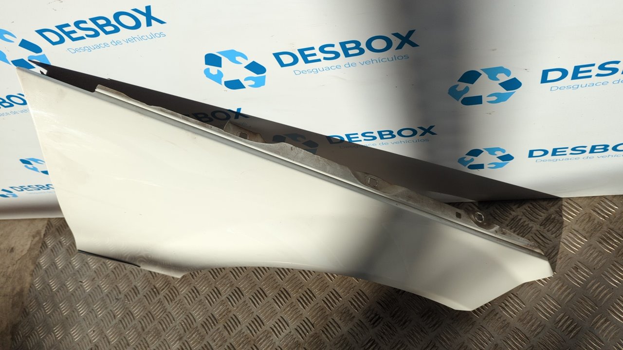 ALETA DELANTERA DERECHA MERCEDES-BENZ CLASE C (W204) LIM. - vista 3