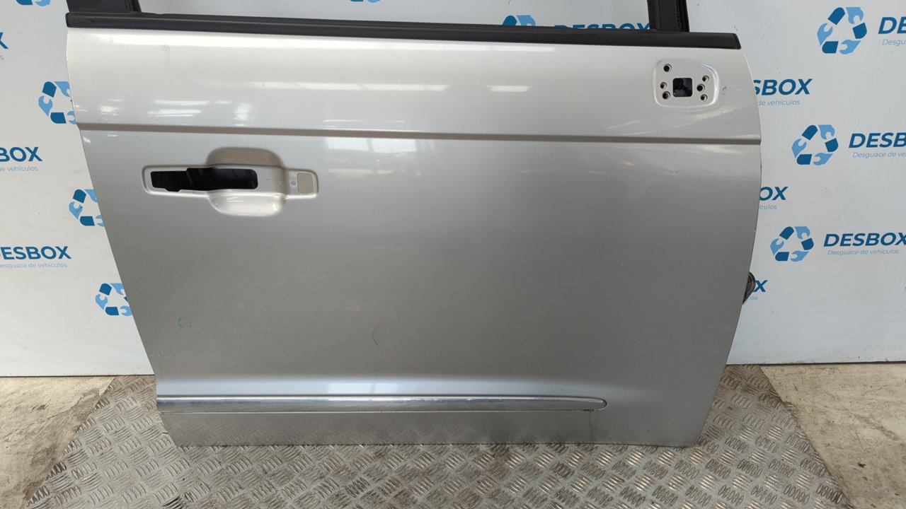 PUERTA DELANTERA DERECHA SSANGYONG RODIUS - vista 7