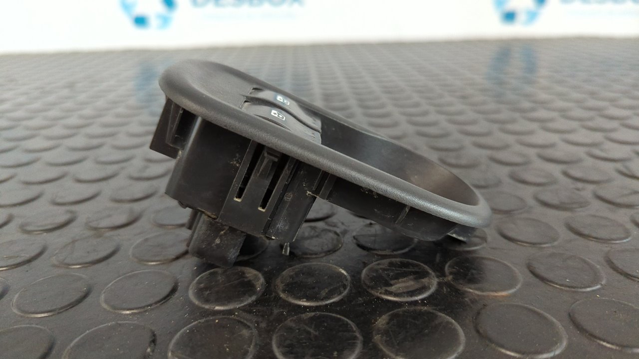 MANDO ELEVALUNAS DELANTERO IZQUIERDO RENAULT KANGOO - vista 7