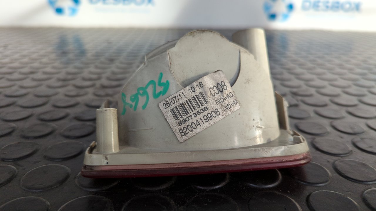 PILOTO TRASERO DERECHO PARAGOLPES RENAULT KANGOO - vista 3