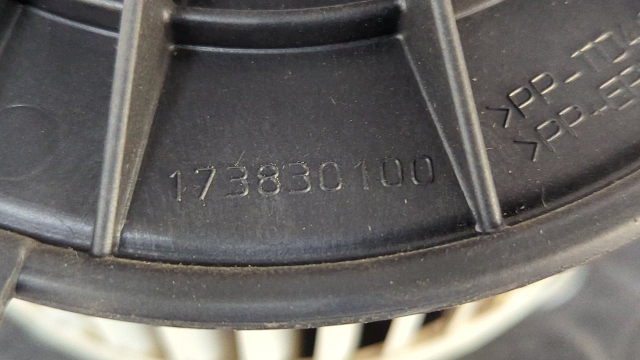 MOTOR CALEFACCION RENAULT KANGOO - vista 3