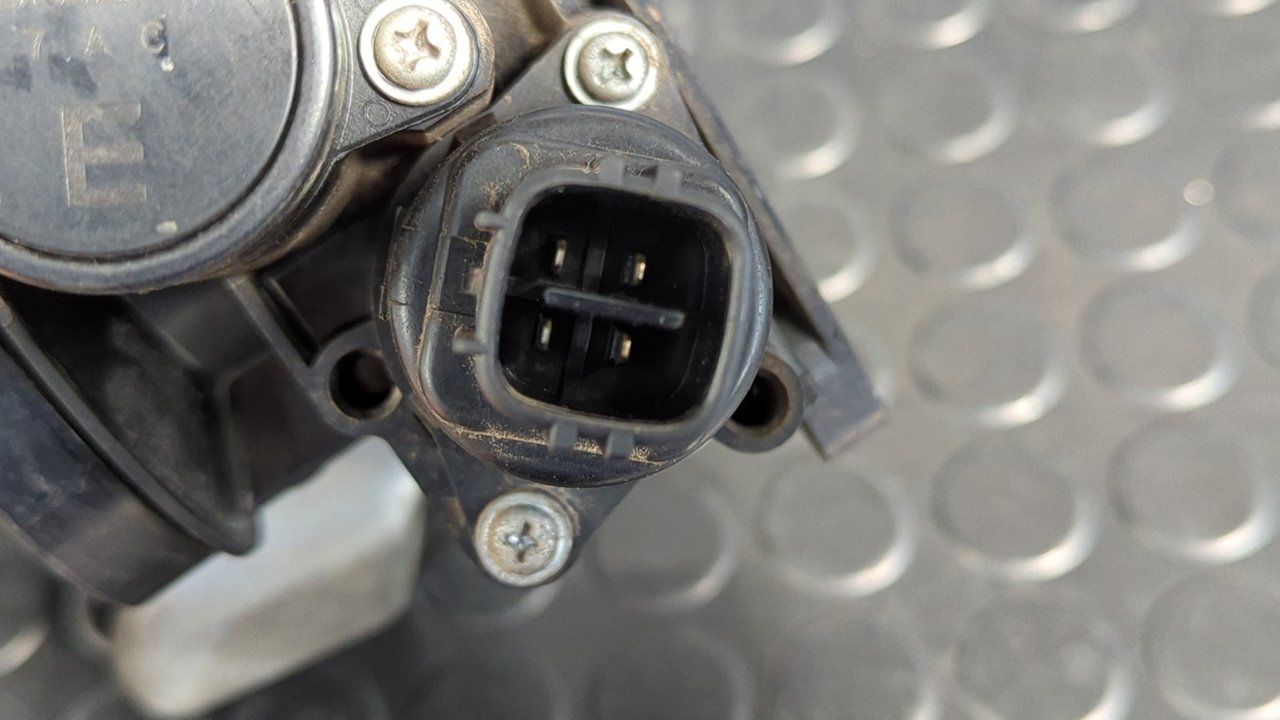 CAJA MARIPOSA TOYOTA AYGO (KGB/WNB) - vista 4