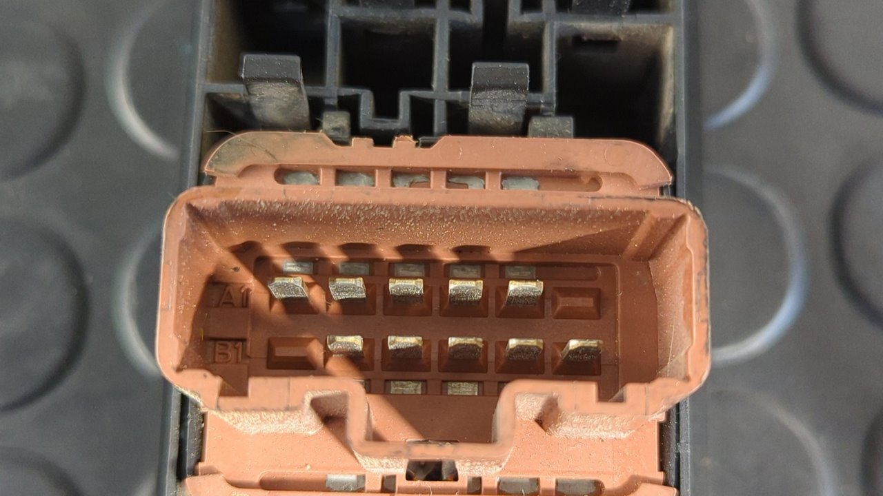 MANDO ELEVALUNAS DELANTERO IZQUIERDO RENAULT LAGUNA II (BG0) - vista 5