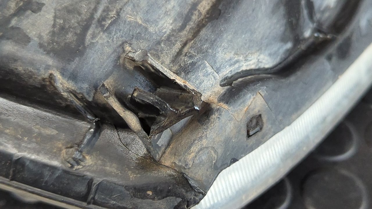 FARO IZQUIERDO MITSUBISHI MONTERO (V80/V90) - vista 4