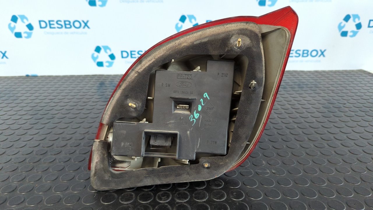 PILOTO TRASERO IZQUIERDO FORD FIESTA BERLINA - vista 3