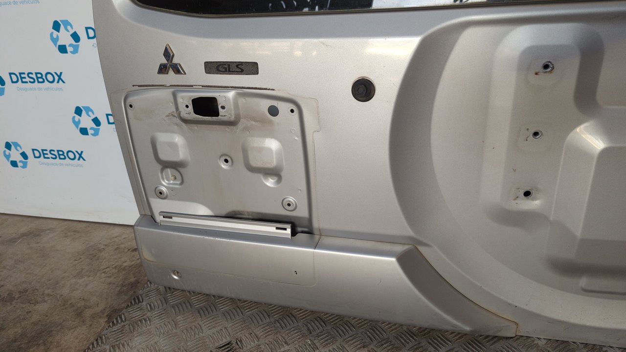 PORTON TRASERO MITSUBISHI MONTERO (V80/V90) - vista 2