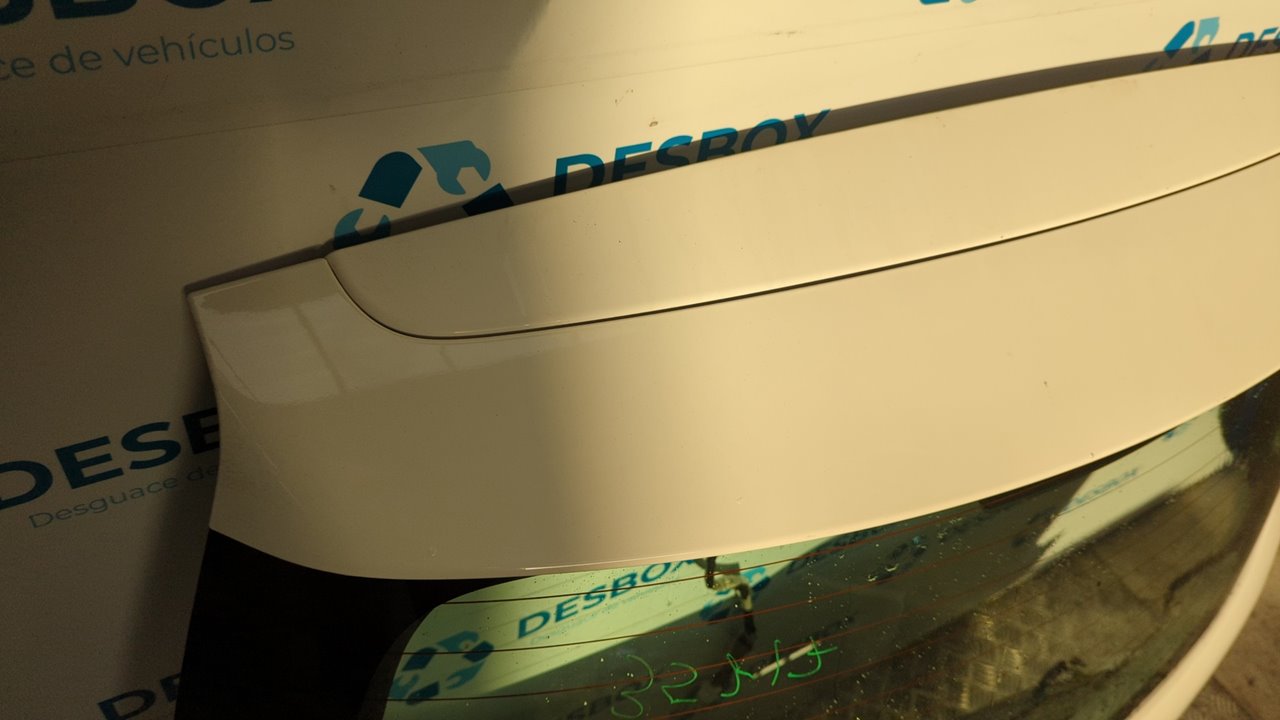 PORTON TRASERO TOYOTA AURIS - vista 4