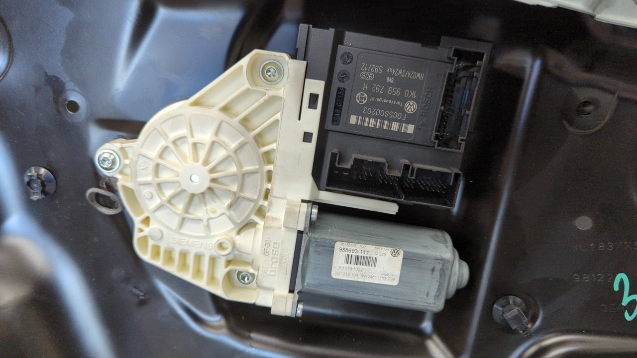 ELEVALUNAS DELANTERO DERECHO VOLKSWAGEN PASSAT BERLINA (3C2) - vista 3