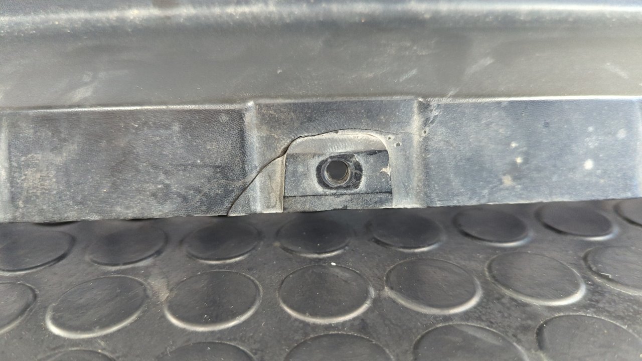 REJILLA DELANTERA LAND ROVER DISCOVERY (SALLJG/LJ) - vista 6