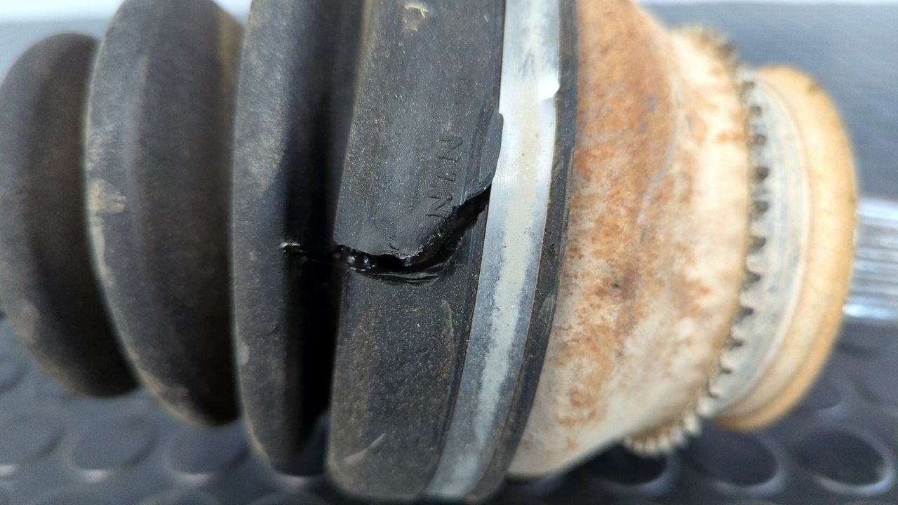 TRANSMISION TRASERA IZQUIERDA MITSUBISHI MONTERO (V80/V90) - vista 2