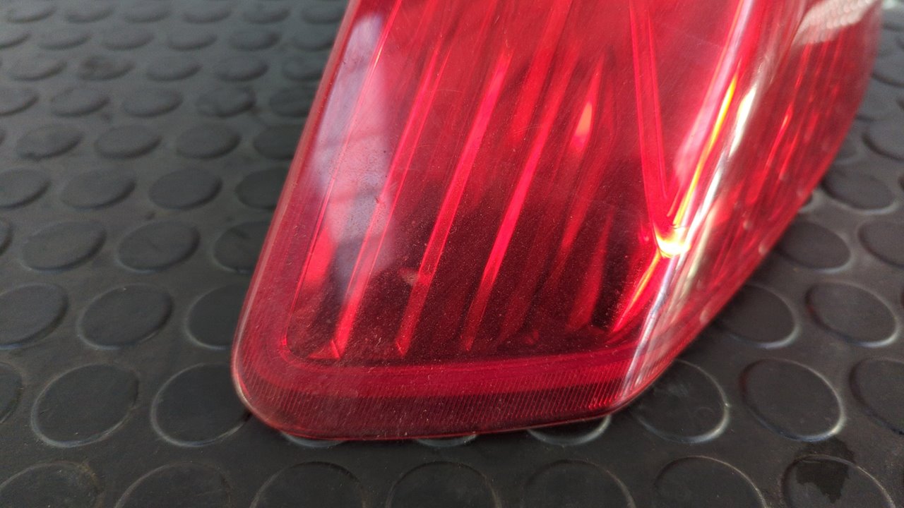 PILOTO TRASERO IZQUIERDO OPEL CORSA D - vista 6