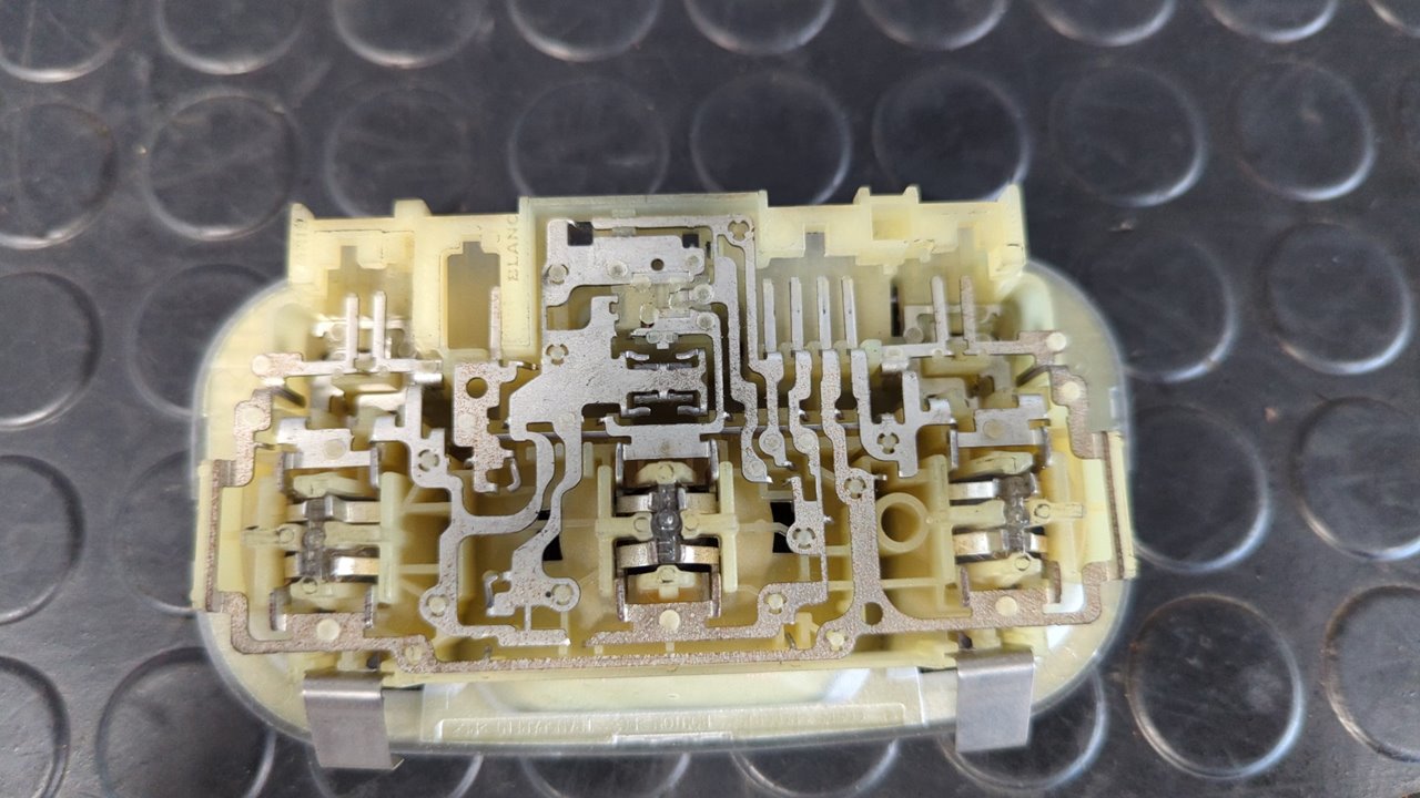 LUZ INTERIOR CITROEN C2 - vista 4
