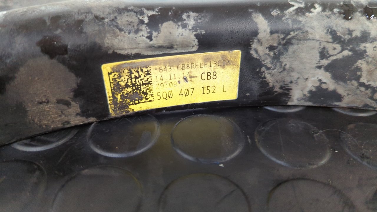 BRAZO DERECHO INFERIOR DELANTERO VOLKSWAGEN GOLF VII LIM. (5G1) - vista 3