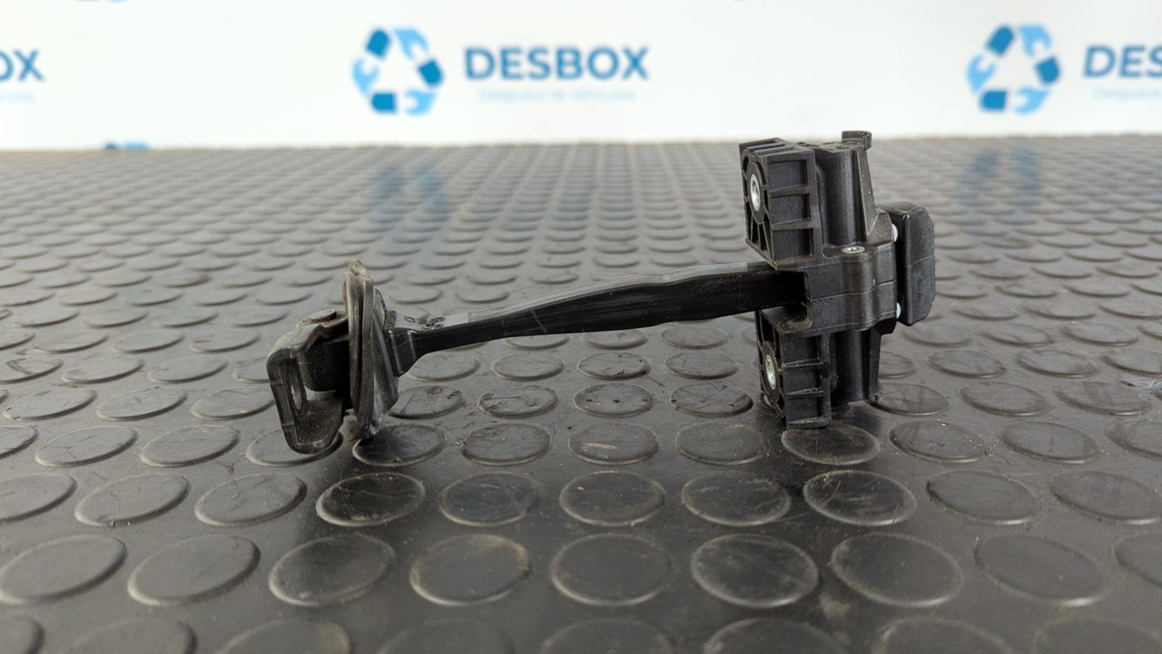 RETENEDOR PUERTA DERECHA VOLKSWAGEN GOLF VII LIM. (5G1)