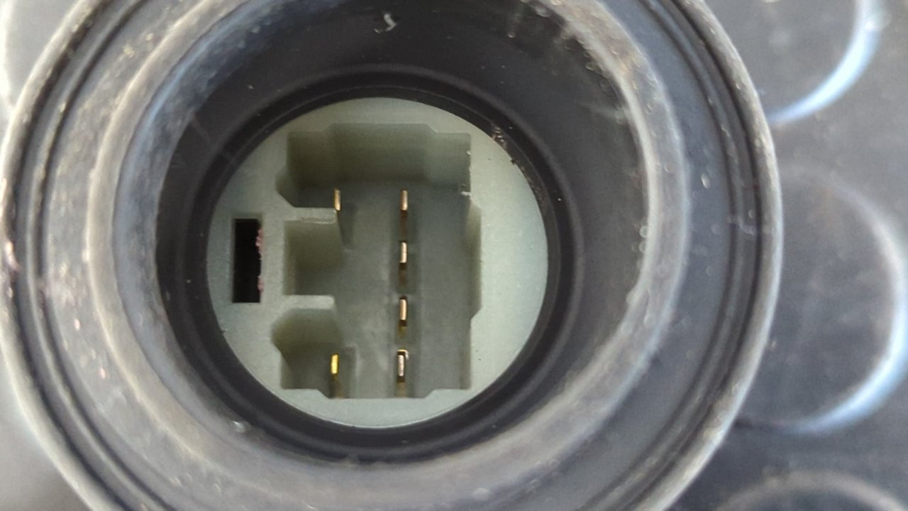 ELEVALUNAS DELANTERO DERECHO TOYOTA AURIS - vista 2