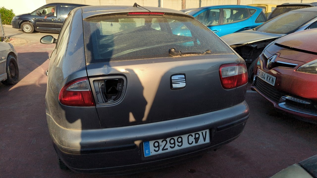 SEAT LEON (1M1)