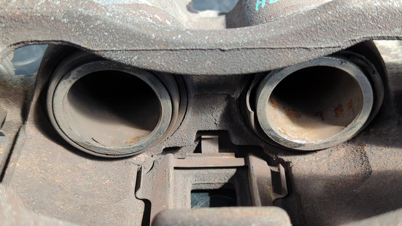 PINZA DE FRENO TRASERA IZQUIERDA MERCEDES-BENZ SPRINTER 02.00 -> COMBI - vista 2