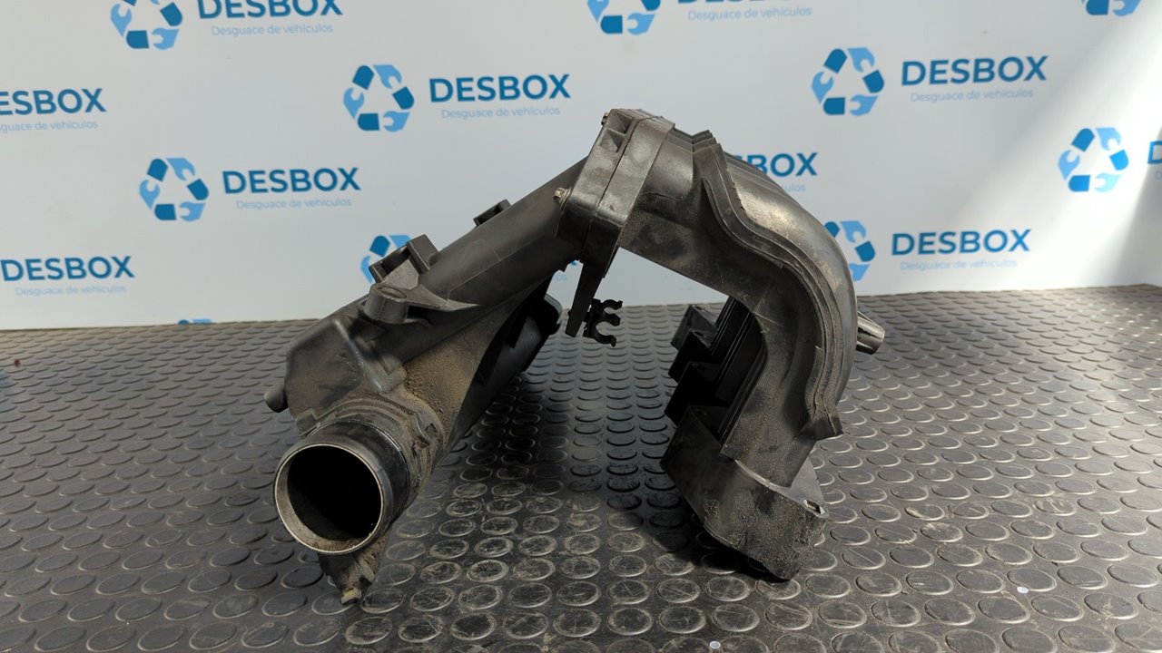 COLECTOR ADMISION MERCEDES-BENZ SPRINTER 02.00 -> COMBI - vista 2