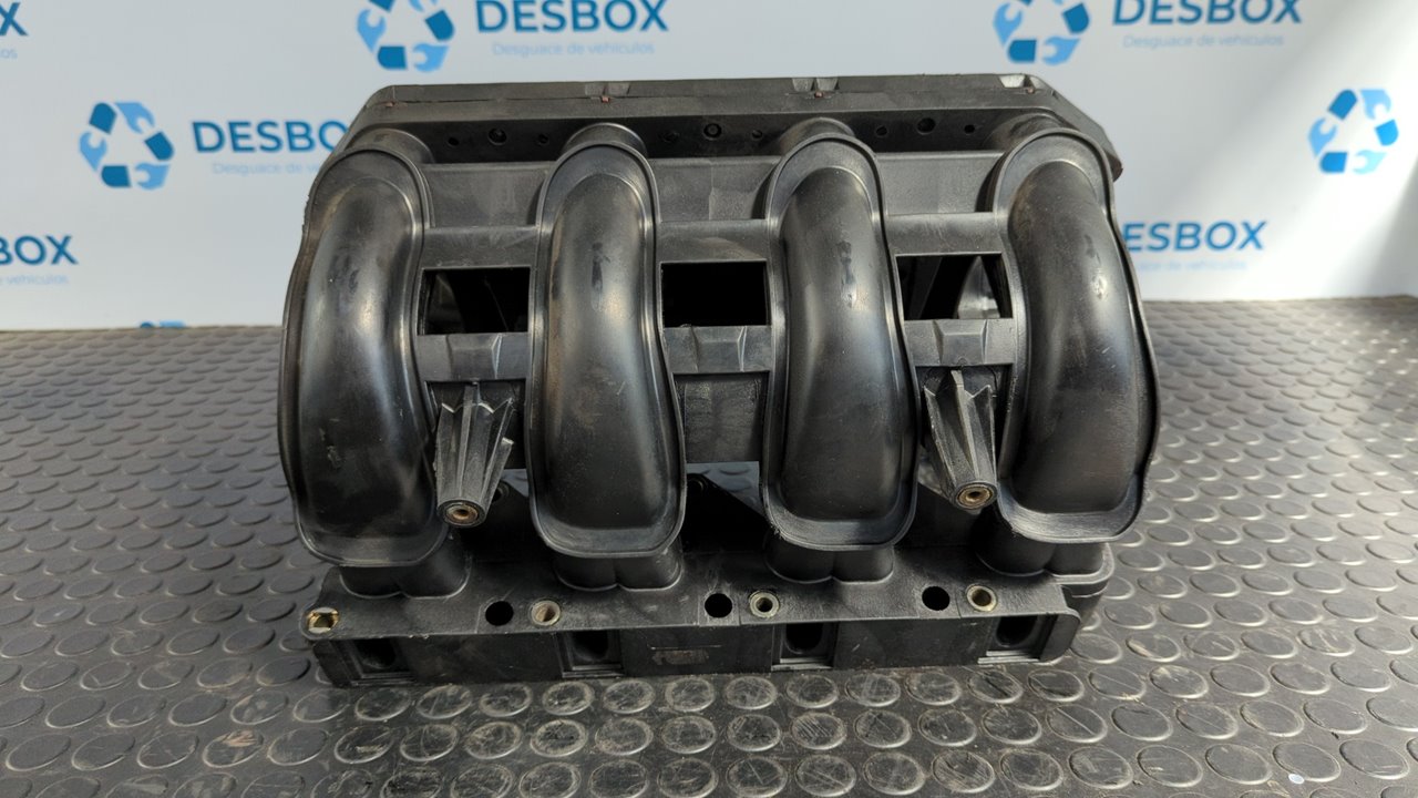 COLECTOR ADMISION MERCEDES-BENZ SPRINTER 02.00 -> COMBI - vista 7