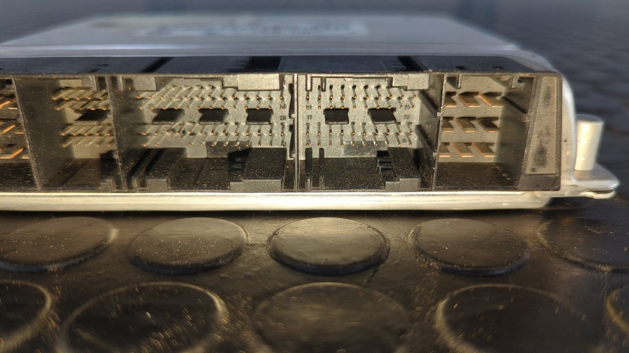 CENTRALITA MOTOR UCE BMW SERIE 3 BERLINA (E46) - vista 3