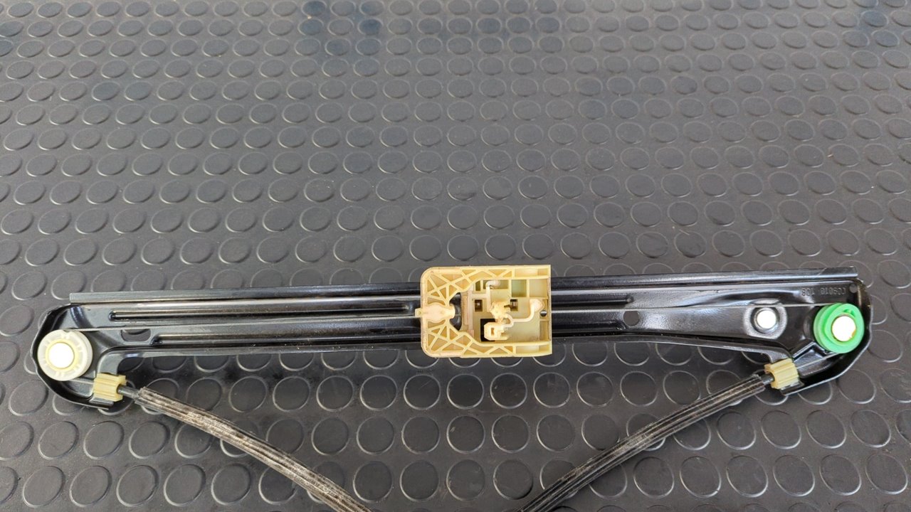 ELEVALUNAS DELANTERO IZQUIERDO VOLKSWAGEN GOLF VII LIM. (5G1) - vista 4