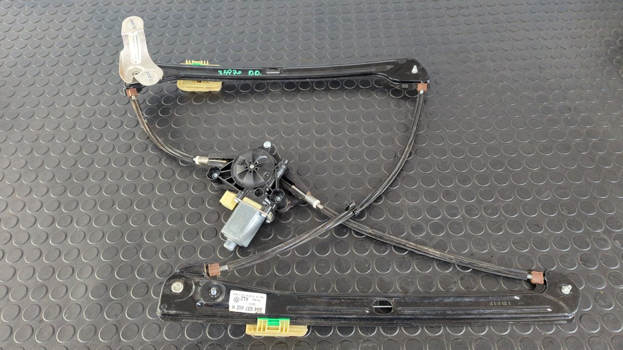 ELEVALUNAS DELANTERO DERECHO VOLKSWAGEN GOLF VII LIM. (5G1)