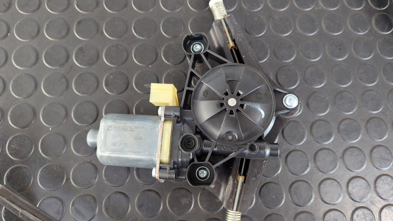 ELEVALUNAS DELANTERO DERECHO VOLKSWAGEN GOLF VII LIM. (5G1) - vista 4