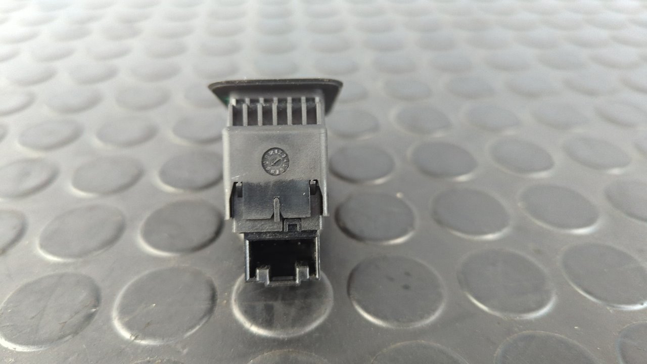 MANDO ELEVALUNAS DELANTERO DERECHO VOLKSWAGEN GOLF VII LIM. (5G1) - vista 6