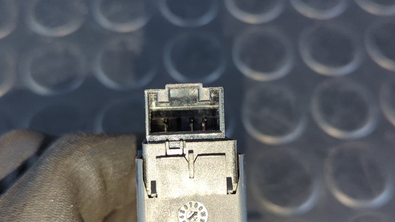 MANDO ELEVALUNAS DELANTERO DERECHO VOLKSWAGEN GOLF VII LIM. (5G1) - vista 3