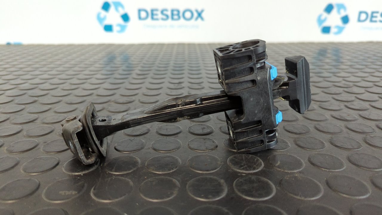 RETENEDOR PUERTA IZQUIERDA VOLKSWAGEN GOLF VII LIM. (5G1)
