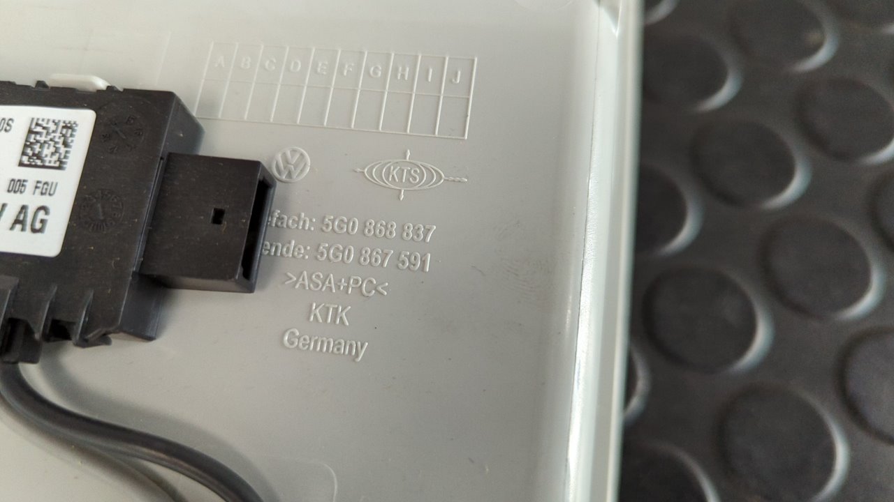 LUZ INTERIOR VOLKSWAGEN GOLF VII LIM. (5G1) - vista 2