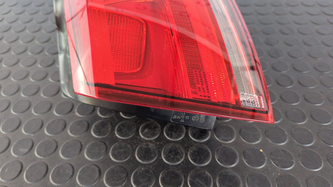 PILOTO TRASERO DERECHO VOLKSWAGEN GOLF VII LIM. (5G1) - vista 2