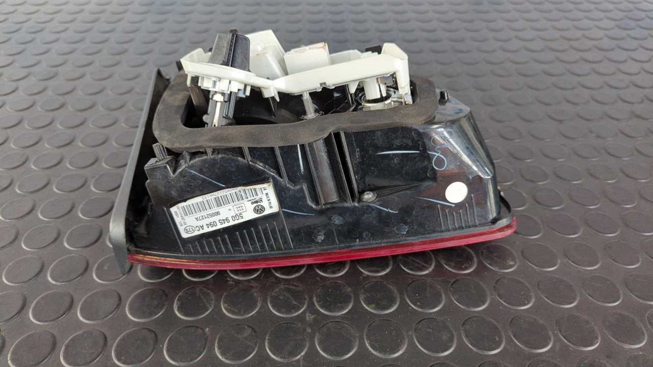 PILOTO PORTON DERECHO VOLKSWAGEN GOLF VII LIM. (5G1) - vista 8