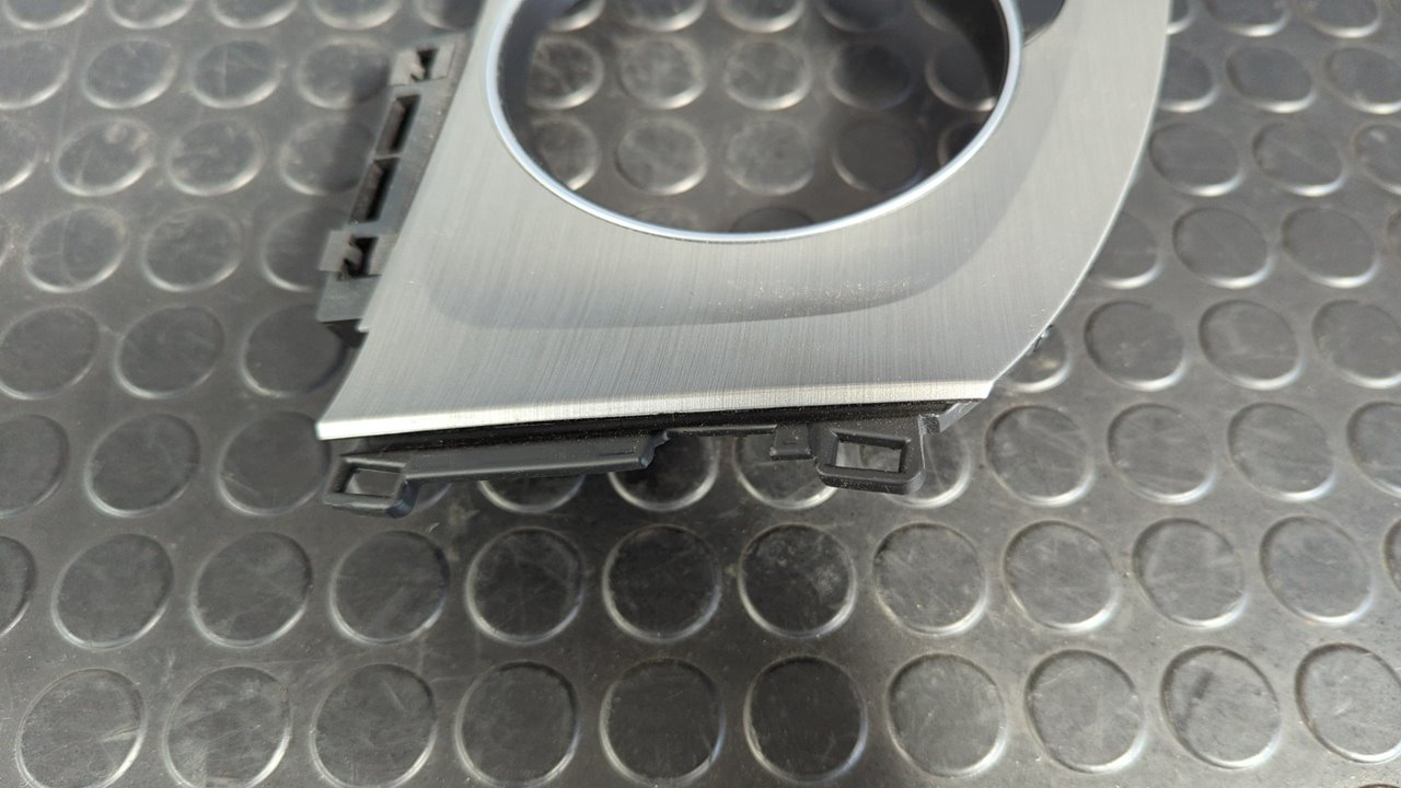 MOLDURA VOLKSWAGEN GOLF VII LIM. (5G1) - vista 10