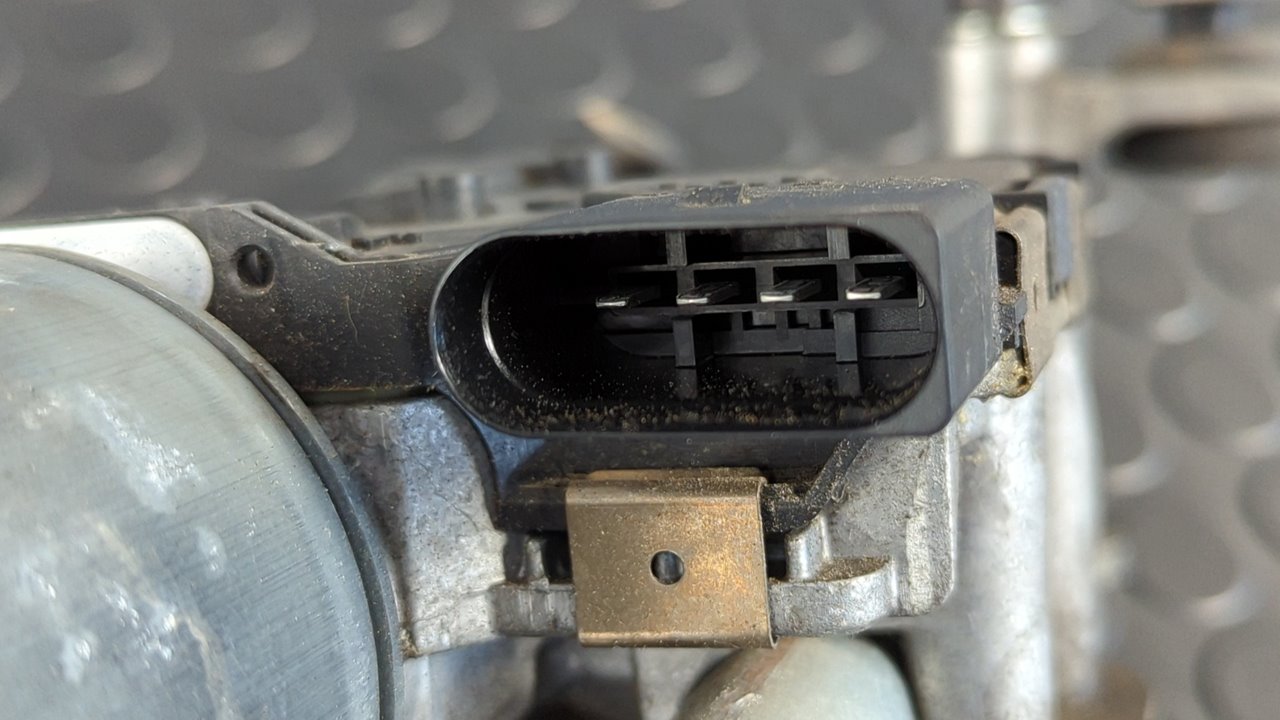 MOTOR LIMPIA DELANTERO VOLKSWAGEN GOLF VII LIM. (5G1) - vista 5