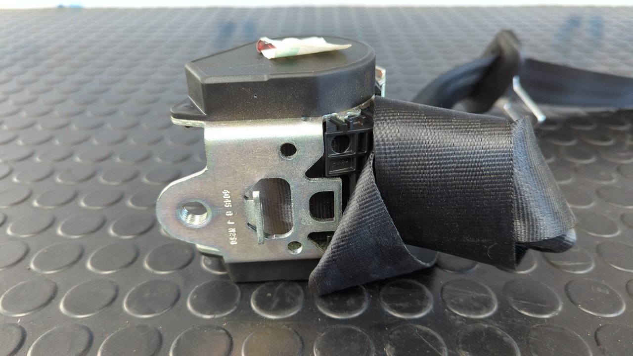 CINTURON TRASERO DERECHO VOLKSWAGEN GOLF VII LIM. (5G1) - vista 4