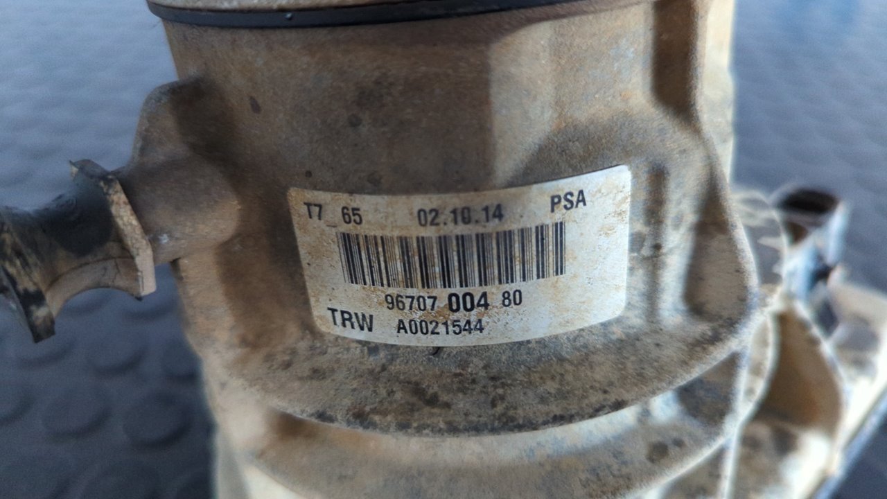 BOMBA DIRECCION PEUGEOT PARTNER KOMBI - vista 9