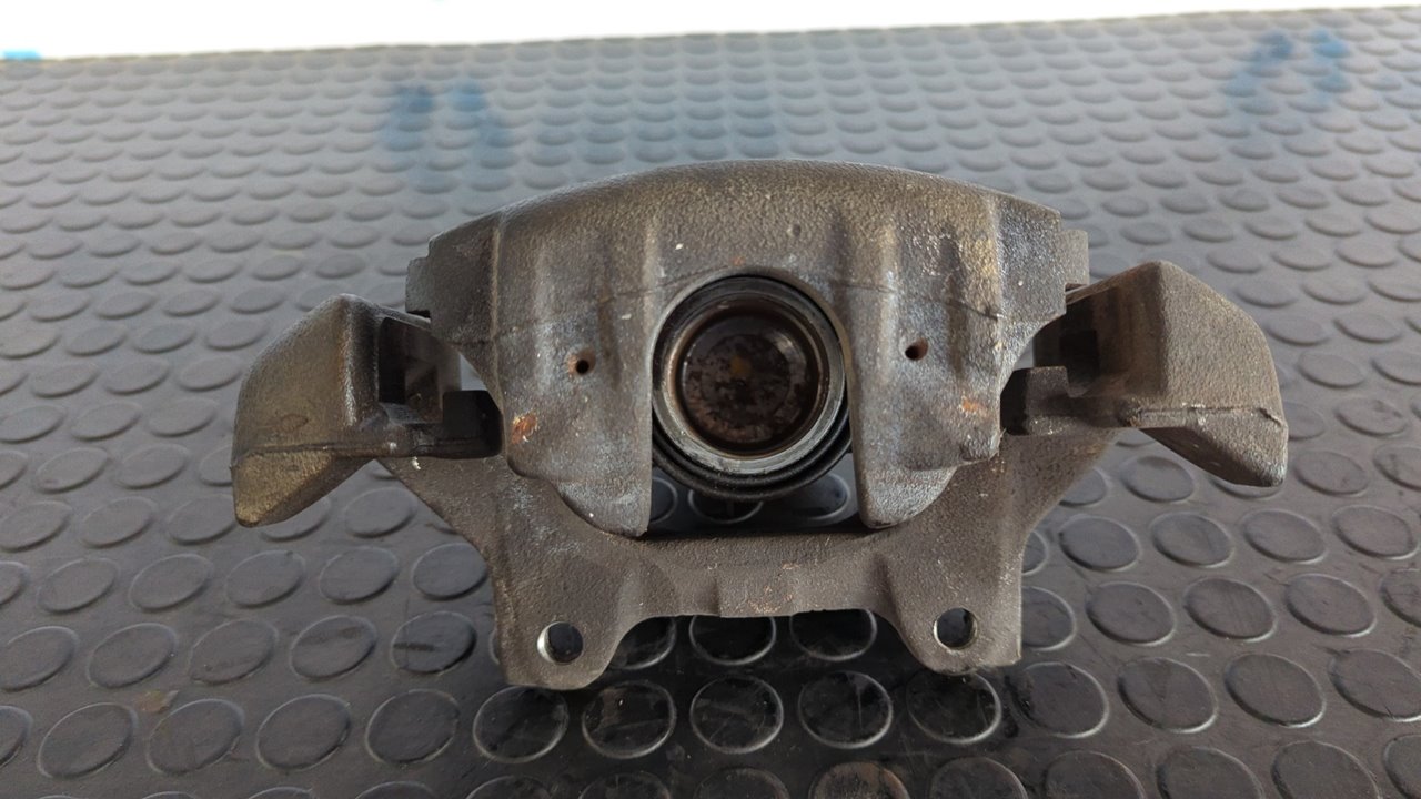 PINZA DE FRENO DELANTERA DERECHA ALFA ROMEO 147 (190) - vista 3