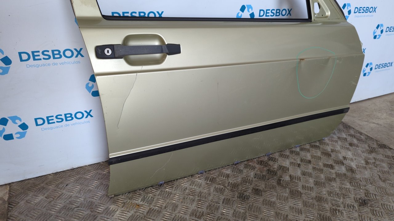 PUERTA DELANTERA DERECHA MERCEDES-BENZ CLASE C (W201) - vista 3