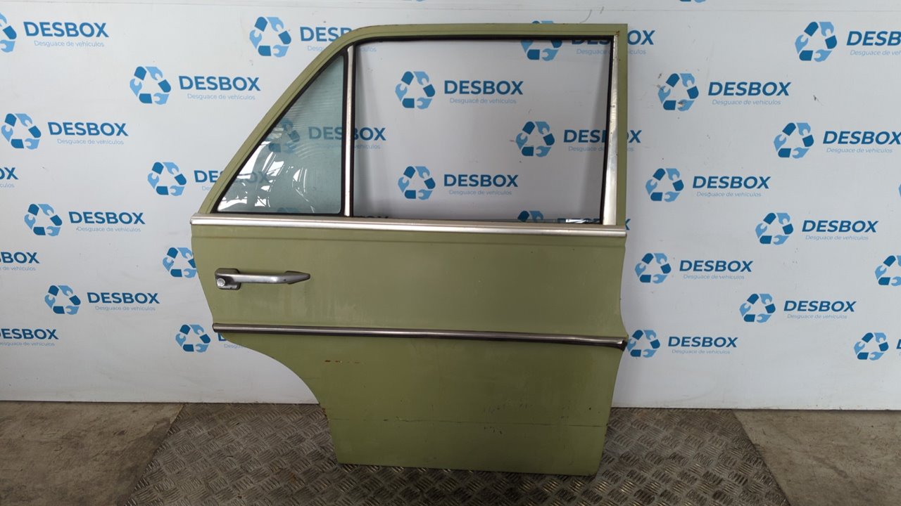 PUERTA TRASERA DERECHA MERCEDES-BENZ CLASE E (W114/W115)