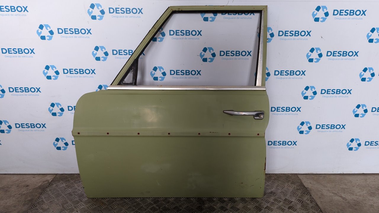 PUERTA DELANTERA IZQUIERDA MERCEDES-BENZ CLASE E (W114/W115)