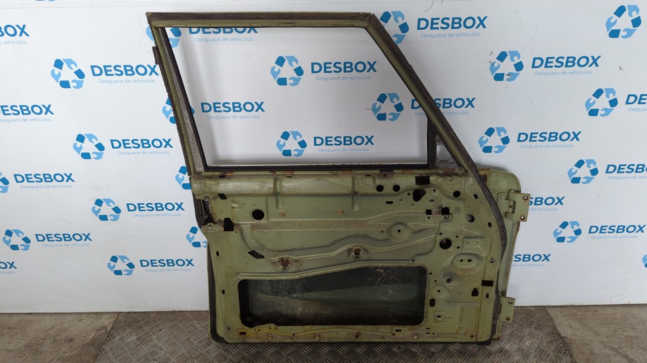 PUERTA DELANTERA IZQUIERDA MERCEDES-BENZ CLASE E (W114/W115) - vista 4