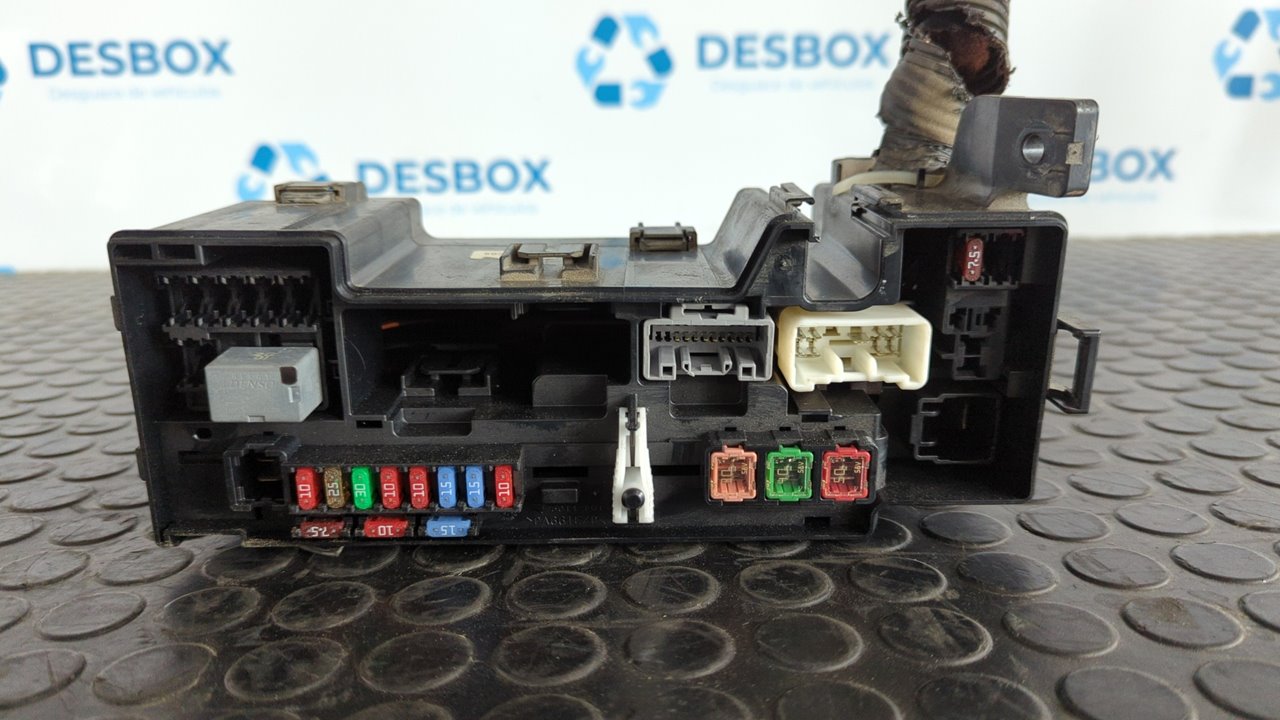 CAJA RELES / FUSIBLES CITROEN C1