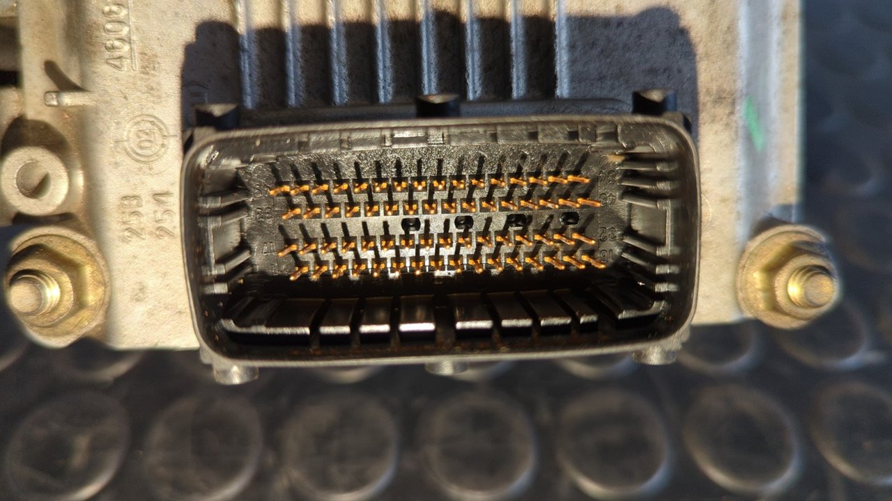 CENTRALITA MOTOR UCE ALFA ROMEO 147 (190) - vista 3