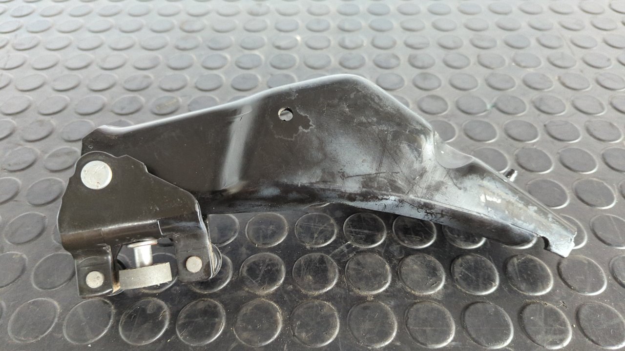 SOPORTE GUIA PATIN INFERIOR PEUGEOT PARTNER KOMBI - vista 2