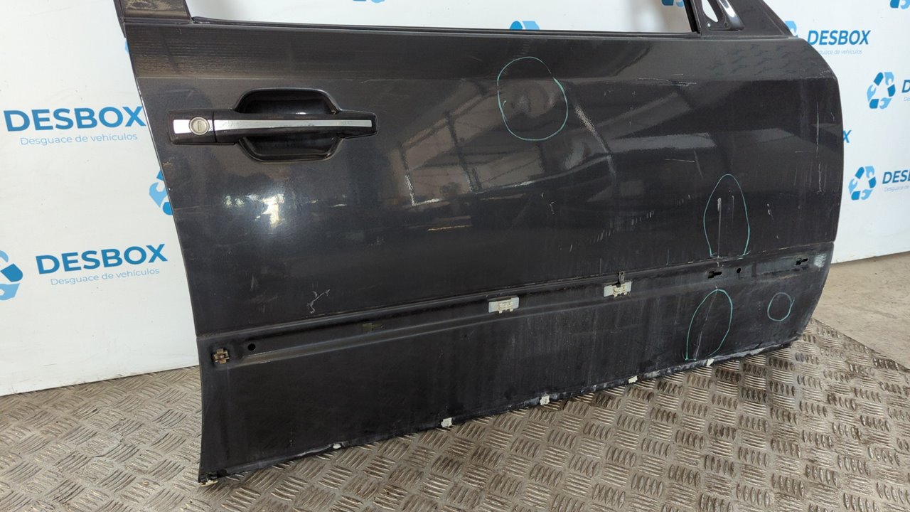 PUERTA DELANTERA DERECHA MERCEDES-BENZ CLASE E (W124) - vista 6