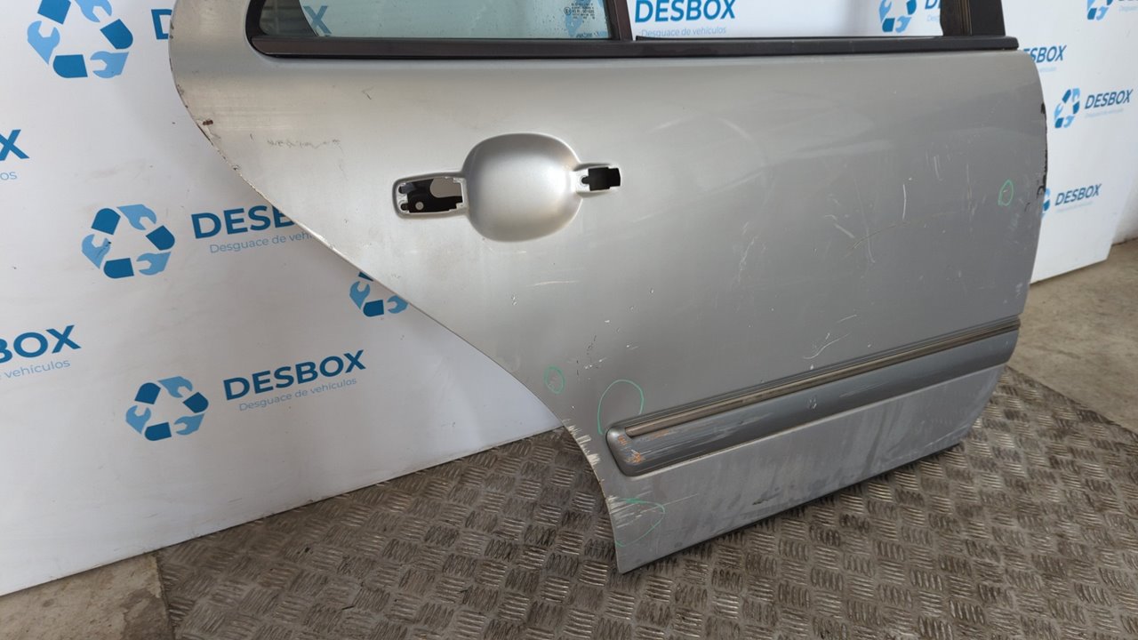 PUERTA TRASERA DERECHA MERCEDES-BENZ CLASE E (W210) - vista 2