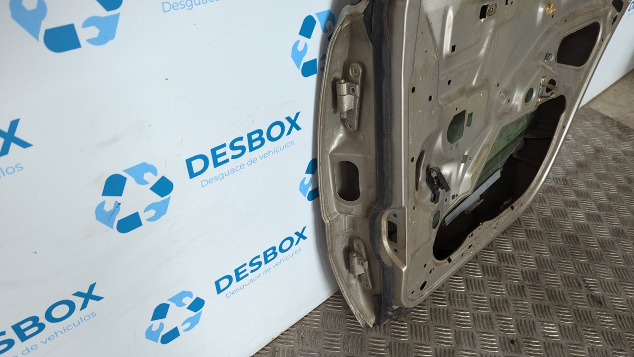 PUERTA TRASERA DERECHA MERCEDES-BENZ CLASE C (W202) - vista 7