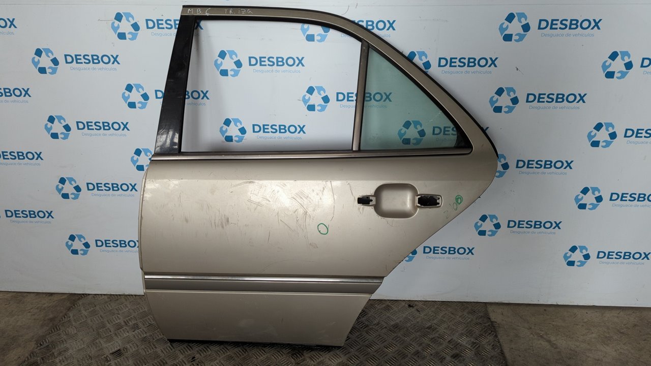 PUERTA TRASERA IZQUIERDA MERCEDES-BENZ CLASE C (W202)